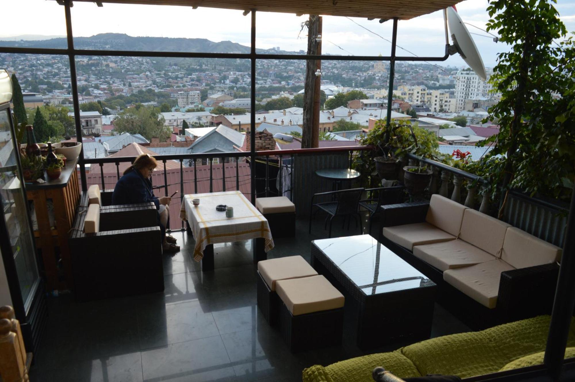 Terrace Mtatsminda Apartment Tbilisi Ngoại thất bức ảnh